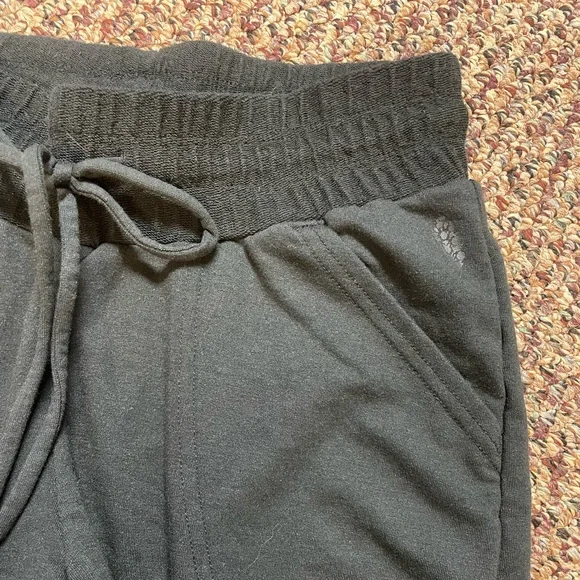 NWOT Free People Movement Black Sunny Drawstring Jogger Sweatpants, Size XS - Picture 4 of 7